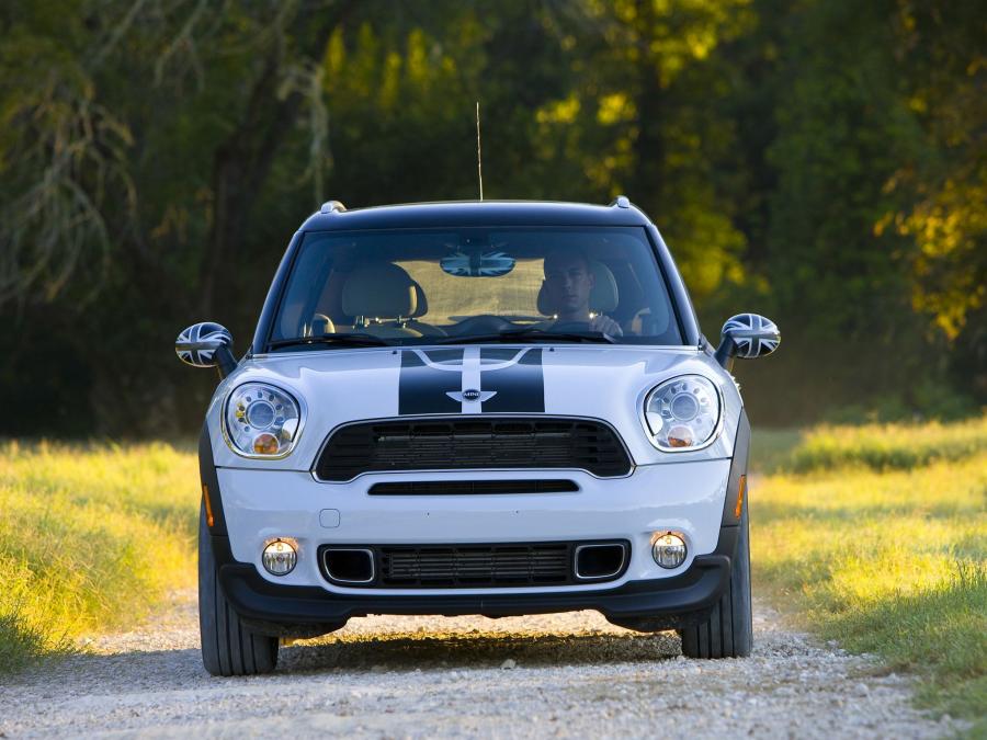  Mini Cooper Countryman S All4 2010 года  (US) (фото 10 из 37)